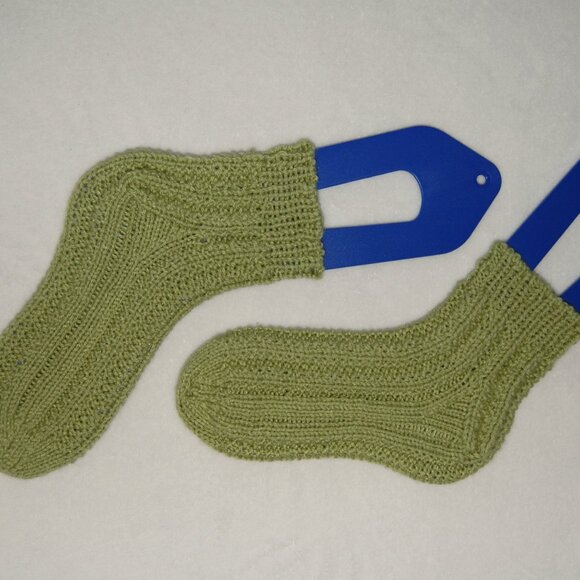 NEW Handmade Ankle Socks, Green, Women Size M (US 8.5) - Picture 3 of 6